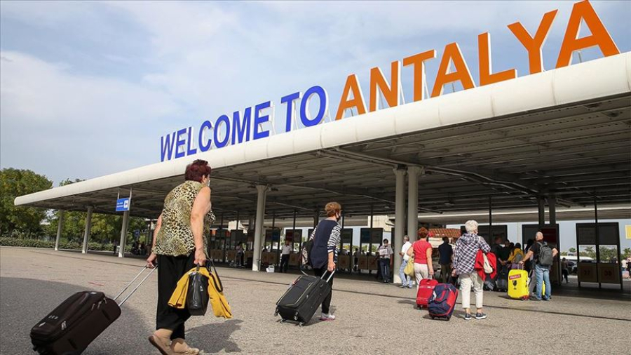 thumbAntalya Airport